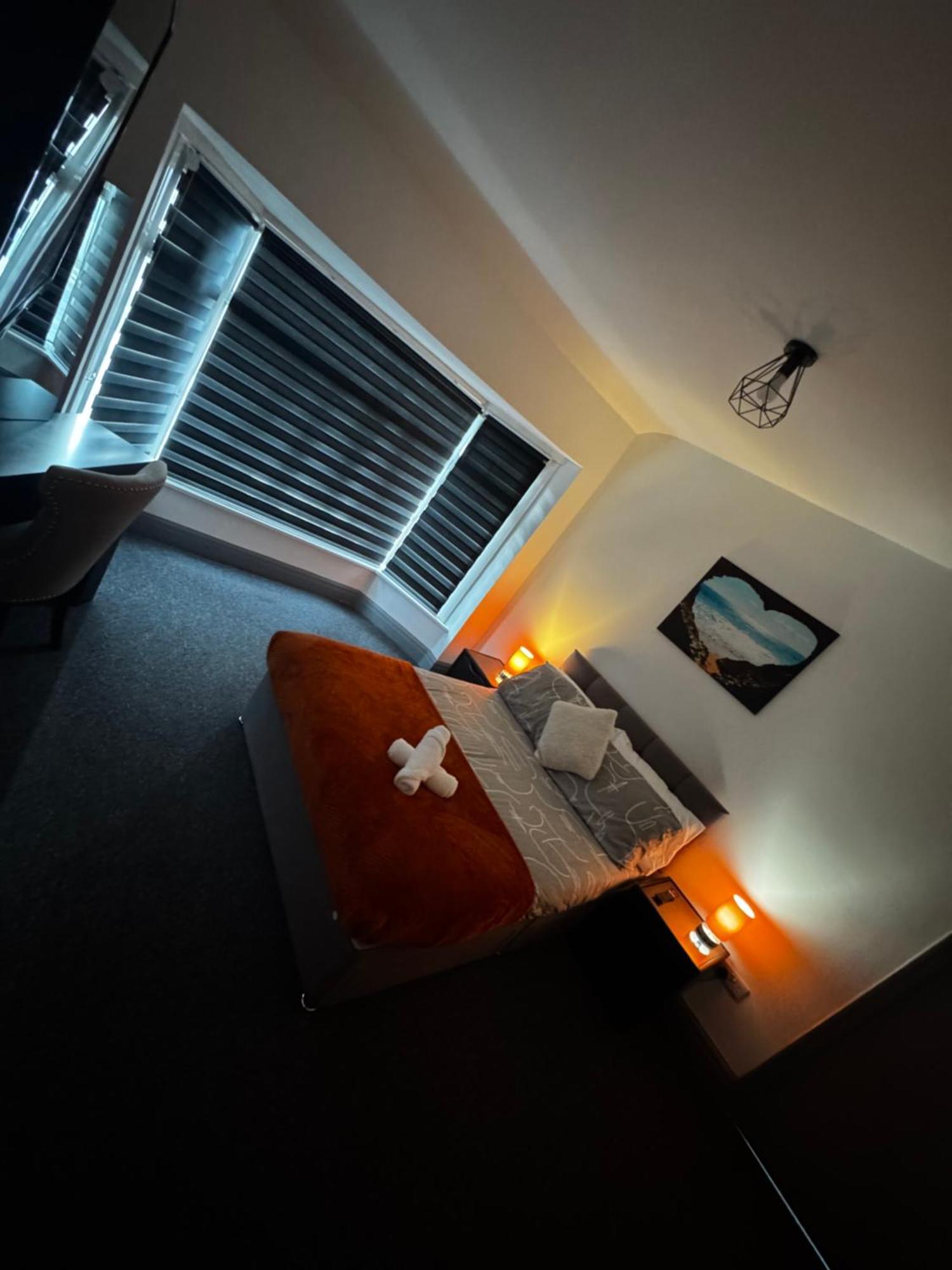 Melville House - Pet Friendly Blackpool Extérieur photo